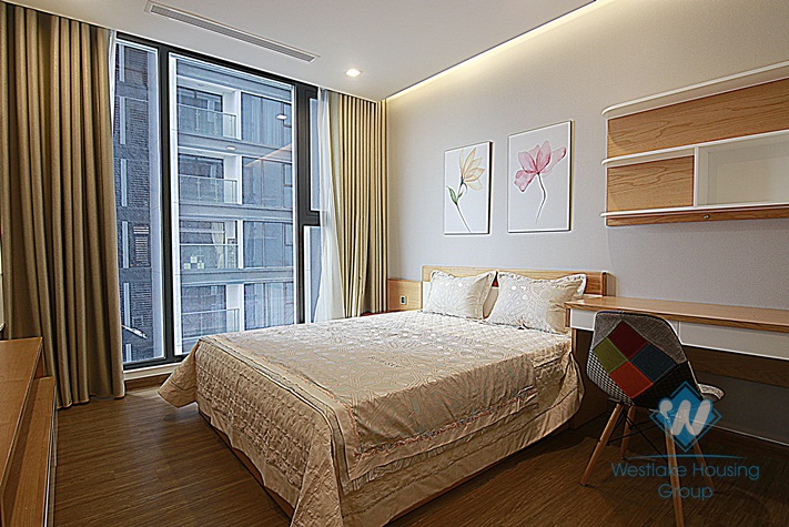 Nice three bedrooms apartment for rent in Vinhome Metropolis, Ba Dinh district, Ha Noi